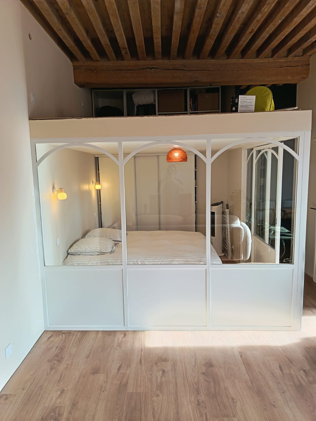 cage blanche verriere lyon